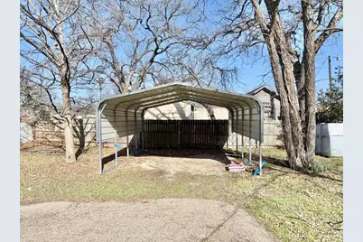 102 S Avenue Q, Clifton, TX 76634 - Photo 32