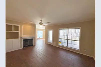 102 S Avenue Q, Clifton, TX 76634 - Photo 8