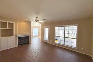 102 S Avenue Q, Clifton, TX 76634 - Photo 8