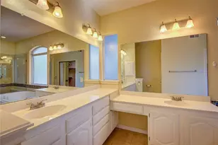 7941 Arlie Ln, North Richland Hills, TX 76182 - Photo 24