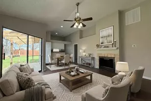 4713 Poppy Dr E, Fort Worth, TX 76137 - Photo 2