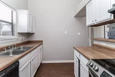 4713 Poppy Drive E, Fort Worth, TX 76137 - Photo 4