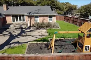 806 Knott Pl, Dallas, TX 75208 - Photo 30