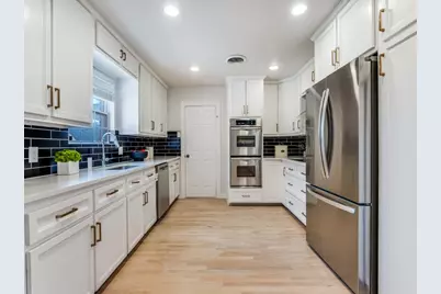 806 Knott Place, Dallas, TX 75208 - Photo 12