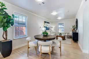 806 Knott Pl, Dallas, TX 75208 - Photo 8