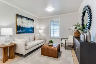 806 Knott Pl, Dallas, TX 75208 - Photo 8