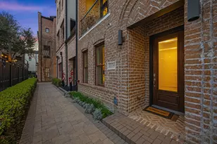 2174 Aylesport Dr, Dallas, TX 75201 - Photo 2