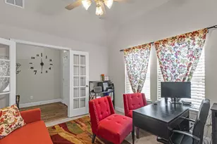 115 Aucuba Ln, Waxahachie, TX 75165 - Photo 2