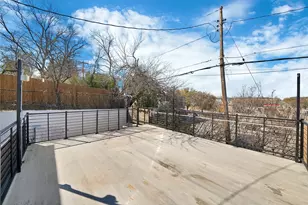 2303 Park Hill Dr, Fort Worth, TX 76110 - Photo 26