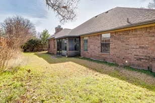 8220 Saddlebrook Dr, Benbrook, TX 76116 - Photo 24