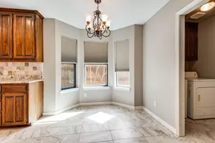 8220 Saddlebrook Dr, Benbrook, TX 76116 - Photo 16