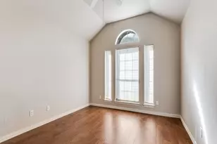 8220 Saddlebrook Dr, Benbrook, TX 76116 - Photo 20