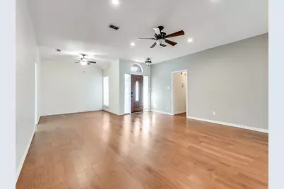 8220 Saddlebrook Drive, Benbrook, TX 76116 - Photo 4