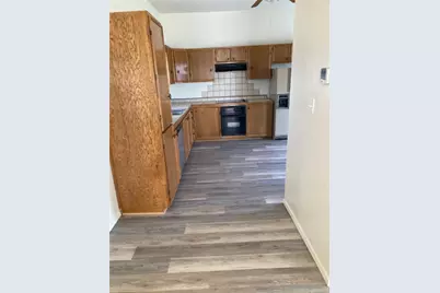 129 East Street, Tye, TX 79563 - Photo 2