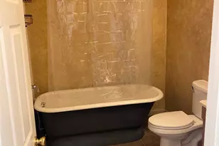 129 East St, Tye, TX 79563 - Photo 4