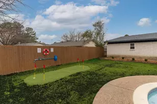 6048 Holiday Ln, North Richland Hills, TX 76180 - Photo 38