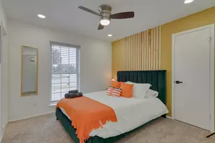 6048 Holiday Ln, North Richland Hills, TX 76180 - Photo 22