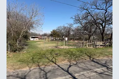 4815 Garden Lane, Fort Worth, TX 76119 - Photo 14