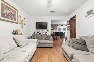 1634 Camara Ct, Grand Prairie, TX 75051 - Photo 4