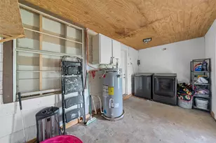 1020 E Jefferson Ave, Whitney, TX 76692 - Photo 20