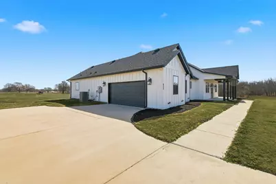 420 Zonaverde Court, Poolville, TX 76487 - Photo 30