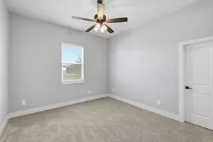 420 Zonaverde Ct, Poolville, TX 76487 - Photo 26