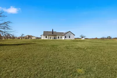 420 Zonaverde Court, Poolville, TX 76487 - Photo 34