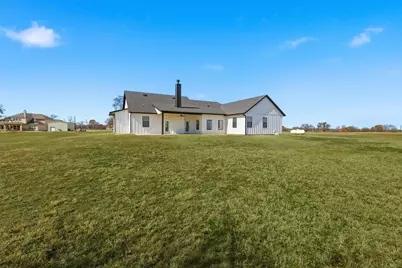 420 Zonaverde Court, Poolville, TX 76487 - Photo 2