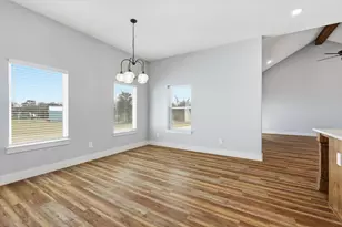 420 Zonaverde Ct, Poolville, TX 76487 - Photo 14