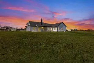 420 Zonaverde Ct, Poolville, TX 76487 - Photo 36