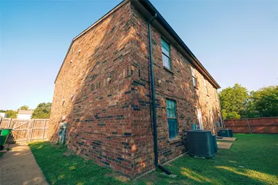 104 N Heights Drive, Crowley, TX 76036 - Photo 36