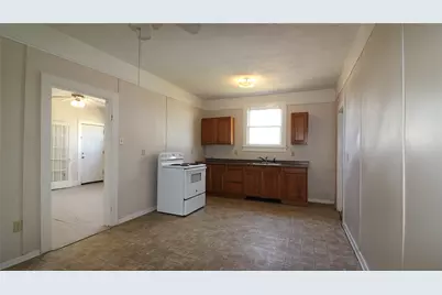 100 N Files Street, Itasca, TX 76055 - Photo 6