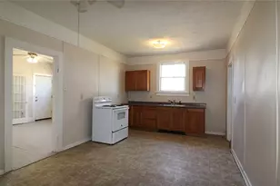 100 N Files St, Itasca, TX 76055 - Photo 6