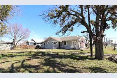 100 N Files Street, Itasca, TX 76055 - Photo 2