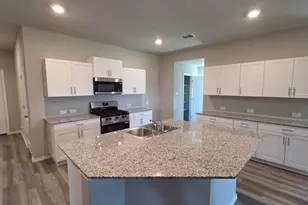 8537 Dunnstown Dr, Fort Worth, TX 76131 - Photo 2