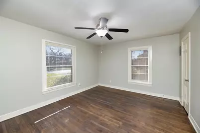 2308 N Edgewood Terrace, Fort Worth, TX 76103 - Photo 14