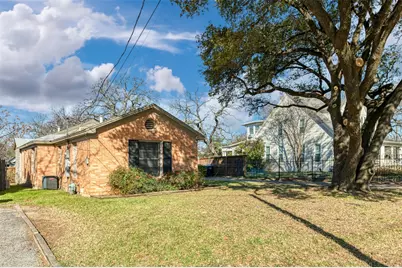 2308 N Edgewood Terrace, Fort Worth, TX 76103 - Photo 2