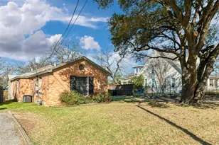 2308 N Edgewood Terrace, Fort Worth, TX 76103 - Photo 2