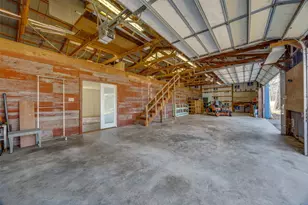 2101 Co Rd 2716, Honey Grove, TX 75446 - Photo 28