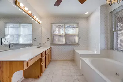 2101 County Road 2716, Honey Grove, TX 75446 - Photo 16