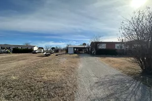 6217 Friesian Dr, Godley, TX 76044 - Photo 2