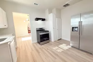 5214 Ash Ln, Dallas, TX 75223 - Photo 10