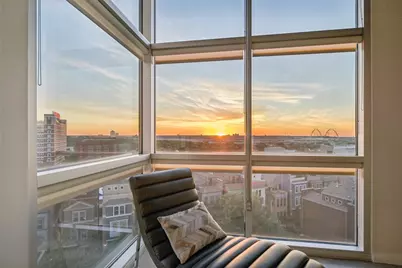 1001 Belleview Street #705, Dallas, TX 75215 - Photo 14