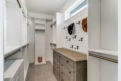 2411 Perdue Avenue, Irving, TX 75062 - Photo 14