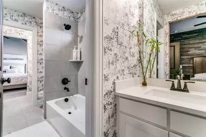 2411 Perdue Avenue, Irving, TX 75062 - Photo 20