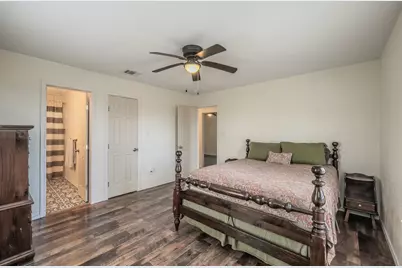 906 N Wilhite Street, Cleburne, TX 76031 - Photo 16