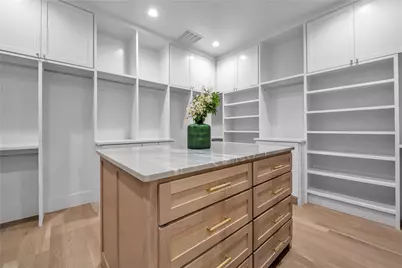 419 W Colorado Boulevard, Dallas, TX 75208 - Photo 22