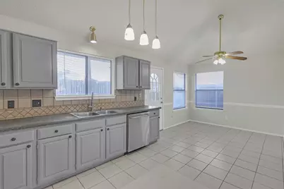 2822 Fenwick Street, Grand Prairie, TX 75052 - Photo 6