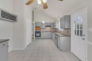 2822 Fenwick St, Grand Prairie, TX 75052 - Photo 8