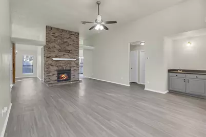 2822 Fenwick Street, Grand Prairie, TX 75052 - Photo 4